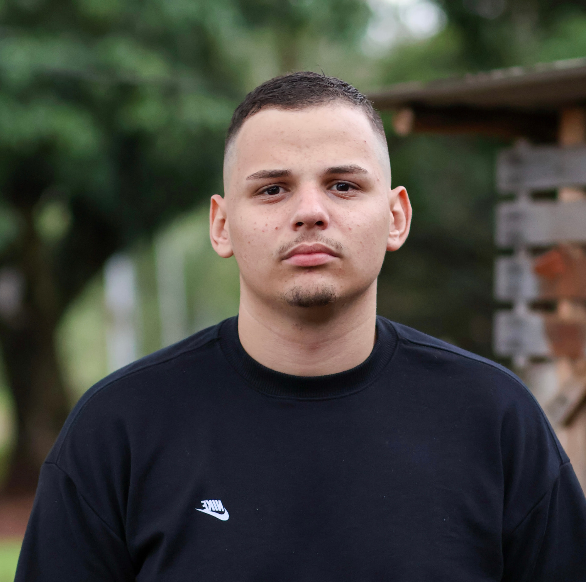 Guilherme Oliveira, designer e profissional de marketing digital